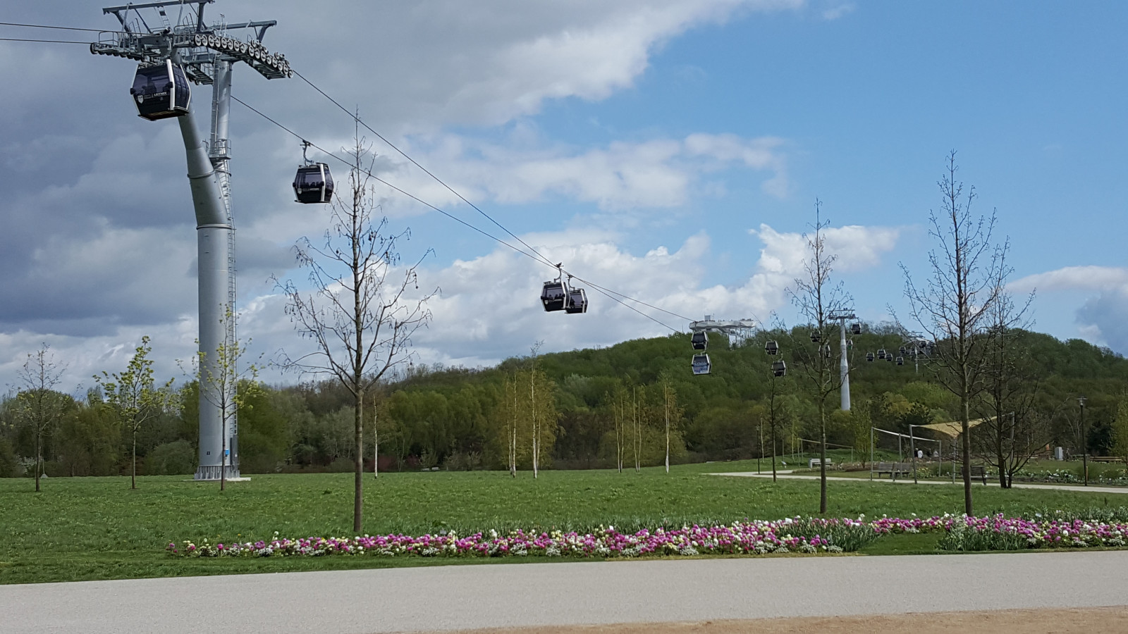 Mit der Seilbahn fuhr ich vom rund 100 Meter hohen Kienberg zurück zum Empfangsgebäude.